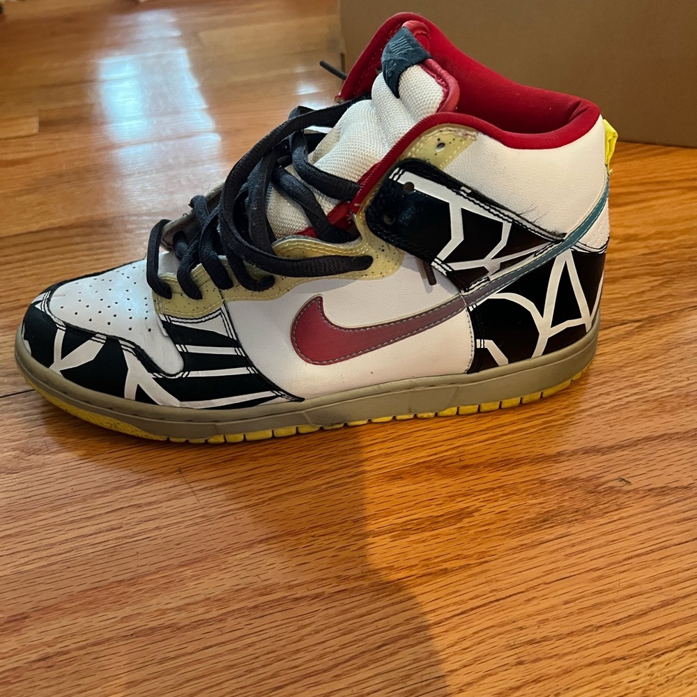 NIKE DUNK SB THRASHER (worn)